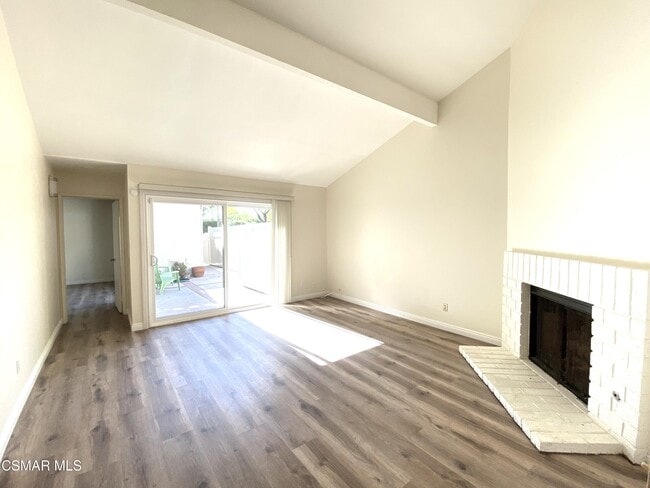 Building Photo - 2174 Deerfield St