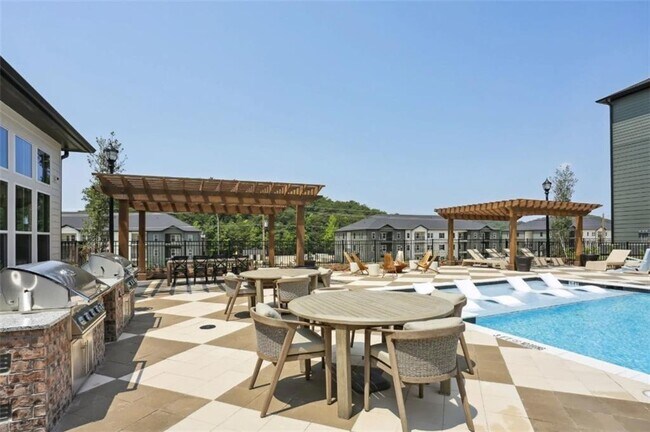 Building Photo - 75 Overlook Pkwy SE