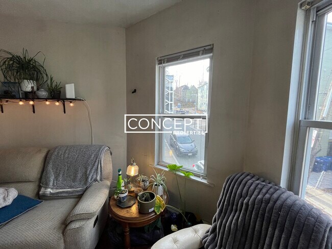 Building Photo - 34 Darling St