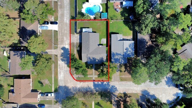 Building Photo - 7303 Foxwick Ln