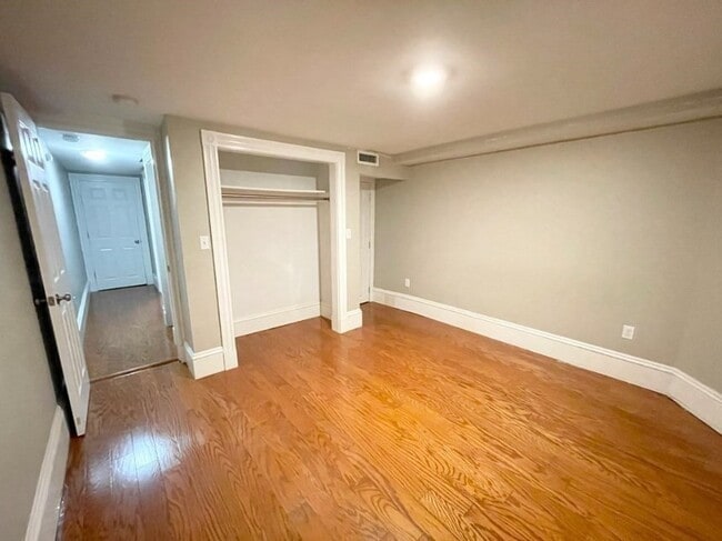 Building Photo - 51 Greenwich St