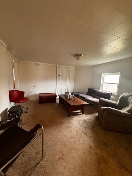 Building Photo - 11 Pulver Ave