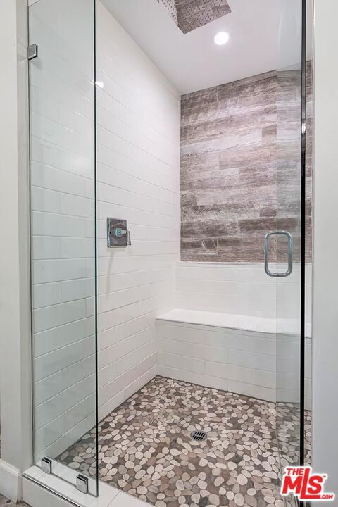 Building Photo - 5721 Tellefson Rd