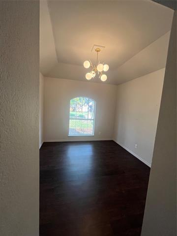 Building Photo - 920 Cat Hollow Ct