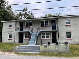 Building Photo - 505 Davis Ave