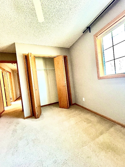 Building Photo - 9010 Marsh Run