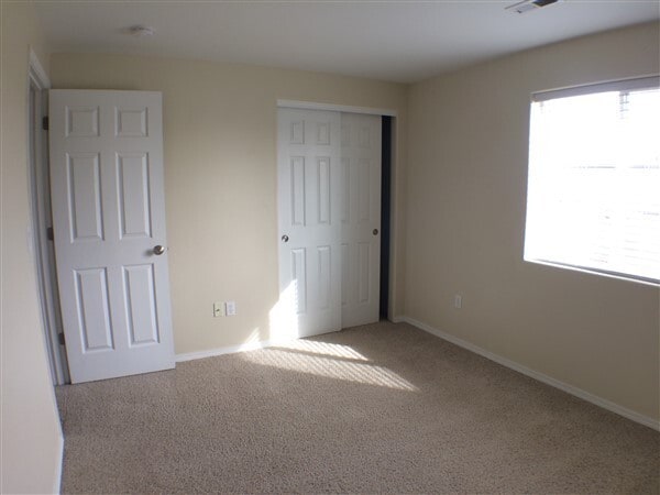 Building Photo - Home in Antler Ridge Community-Redmond