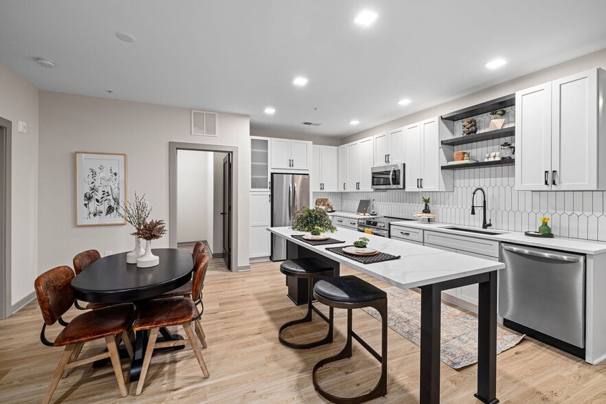 The Artreaux apartments — community photo - The Artreaux