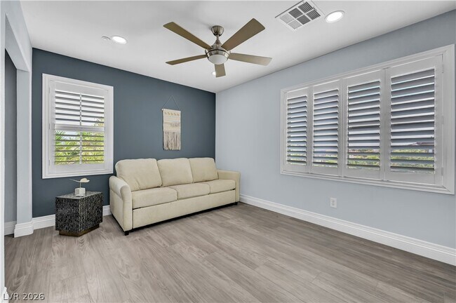 Building Photo - 1289 Vietti St