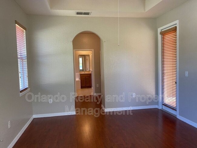 Building Photo - 2955 Bonita Cir