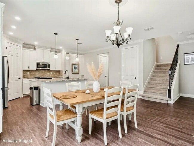 Building Photo - 85311 Champlain Dr