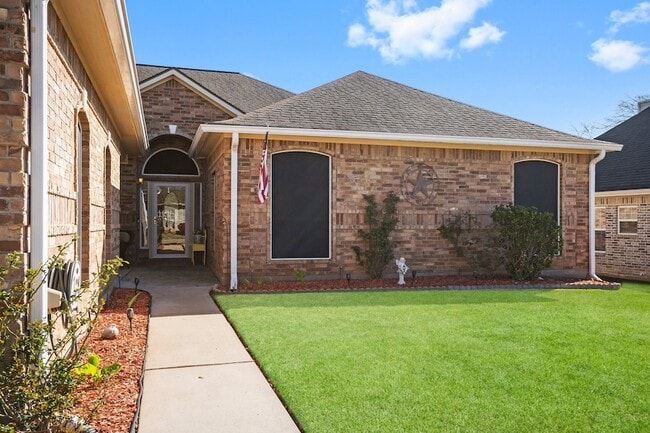 Building Photo - 9292 Deepwater Dr