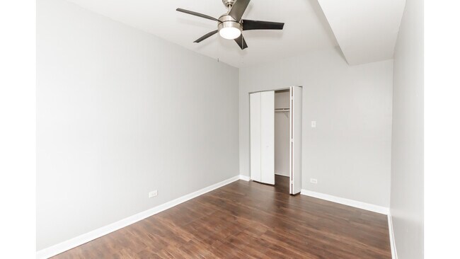 Building Photo - 4504 W Fullerton Ave