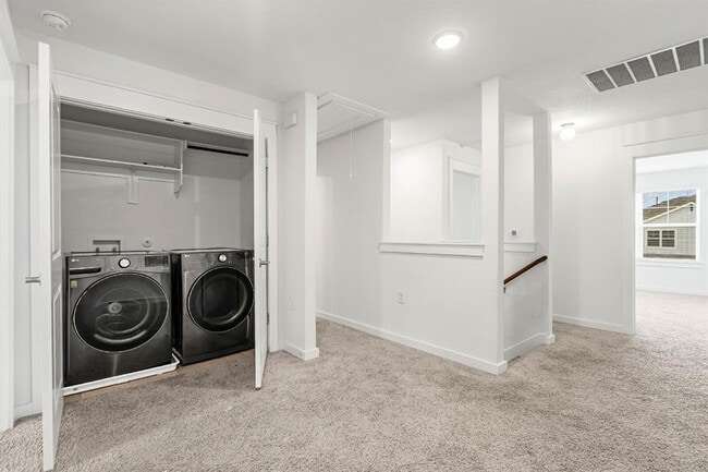 Building Photo - 7200 Grenadine Bloom Bnd