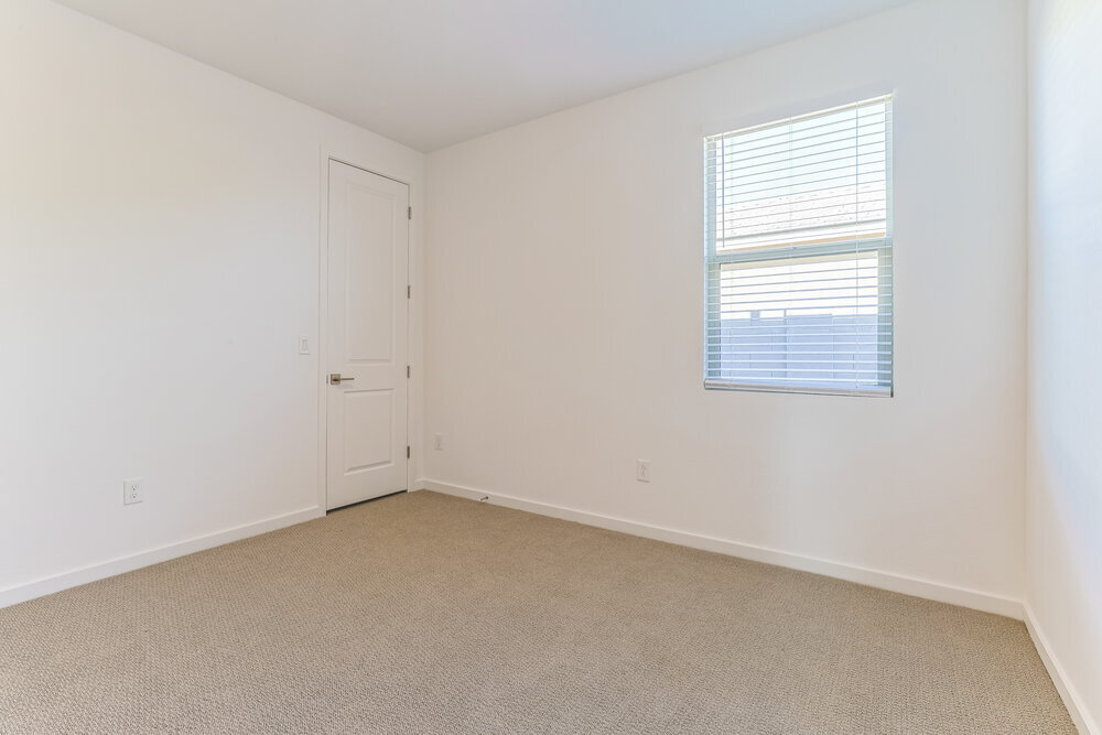 Building Photo - 35792 N Bloom St