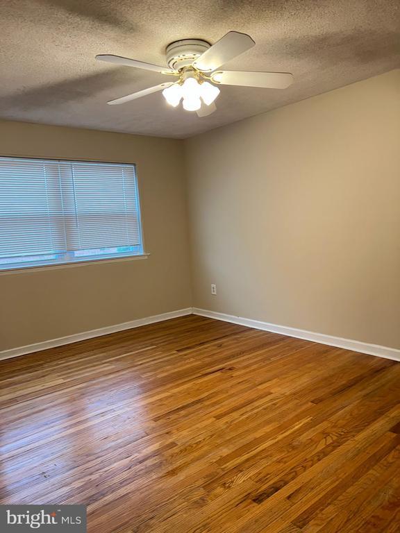 Building Photo - 2901 Secane Dr