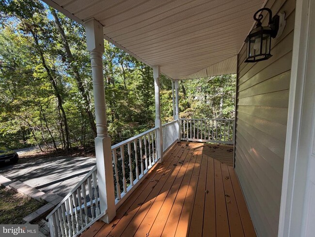 Building Photo - 184 Fargo Rd