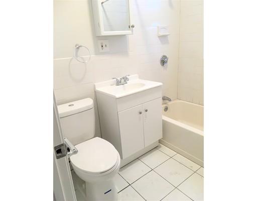 Building Photo - 146 Nichols St