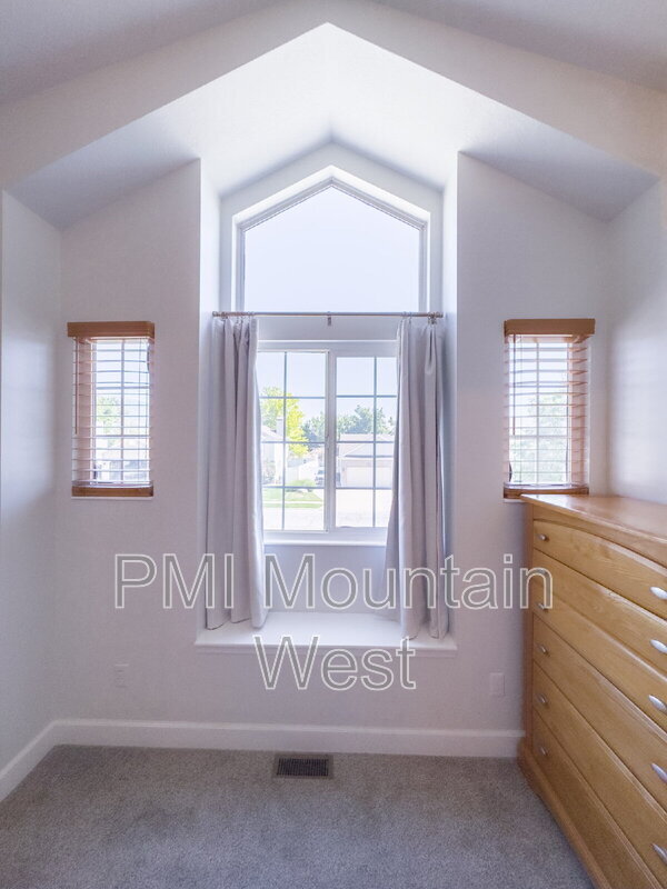 Building Photo - 607 E 1250 S