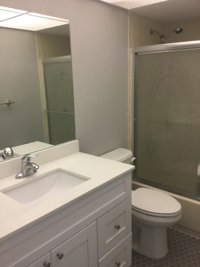 Building Photo - 11441 NW 39th Ct