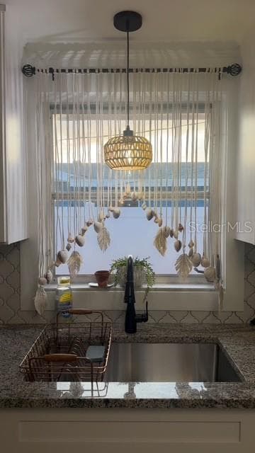 Building Photo - 403 63rd St