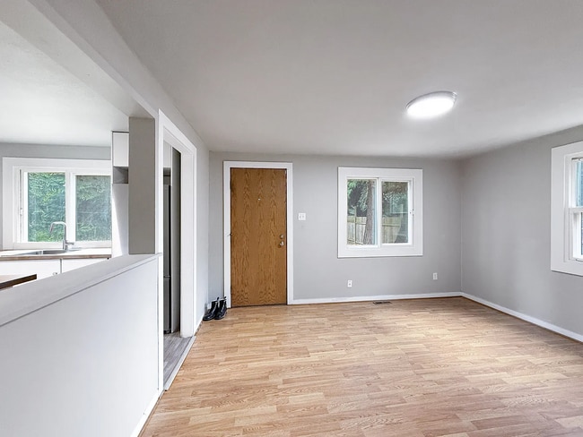 Building Photo - 12060 10th Ave S