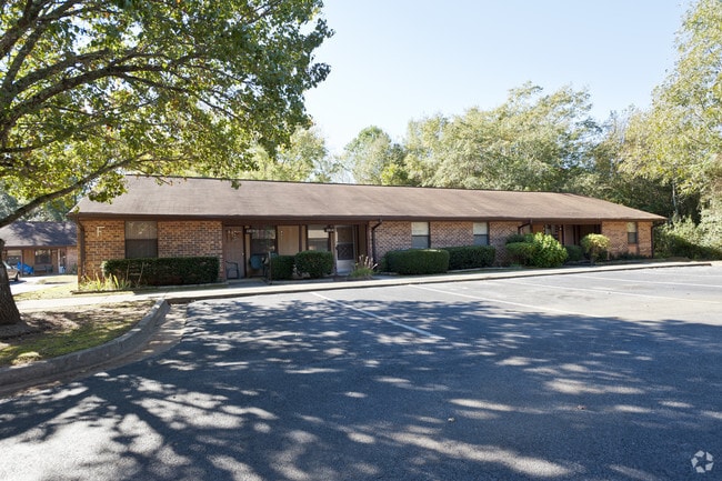Apartment photo with parking - Jackson Hills Apartments