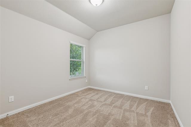 Building Photo - 5001 Bluewater Dr