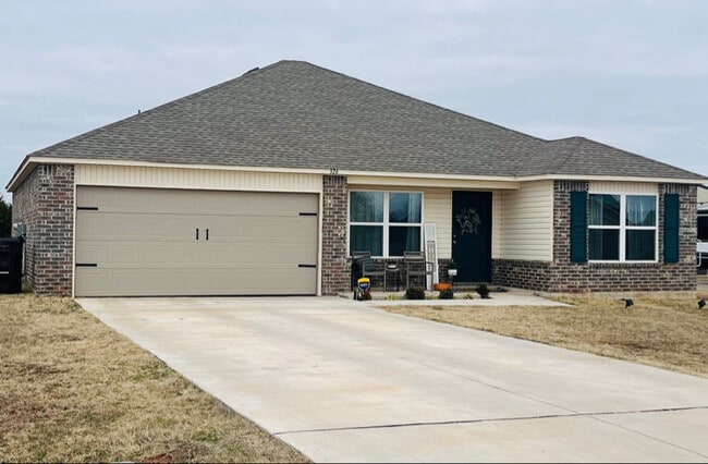 Building Photo - 326 Starlight Dr