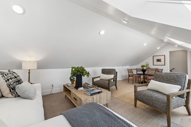 Building Photo - Corona Heights: Newly Renovated Victorian Home with EV Charging and Gorgeous Yard