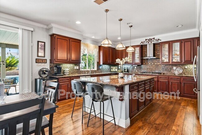 Building Photo - 32778 Kendal Ct