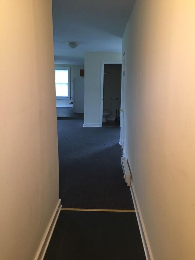 Building Photo - 1207 N Craven St