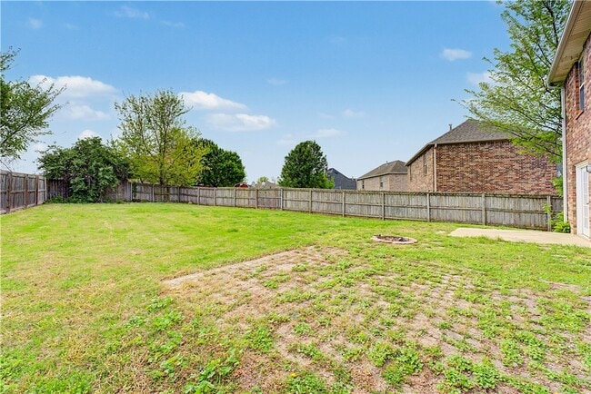 Building Photo - 5213 S 62nd St