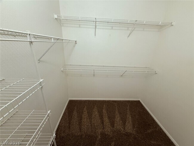 Building Photo - 2050 W Warm Springs Rd