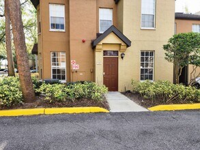 Building Photo - 1 Bedroom 1 bathroom condo