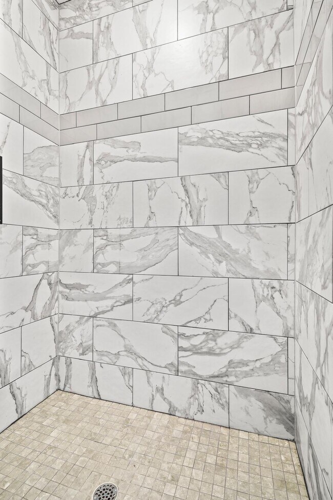 Building Photo - 8937 Mount Rushmore Ln