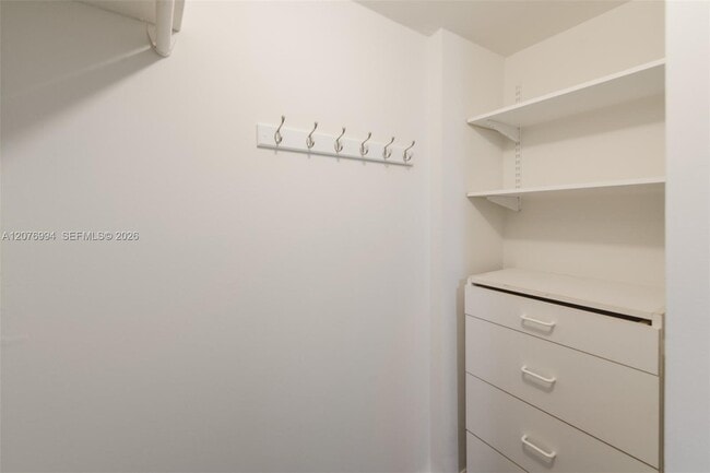 Building Photo - 20500 W Country Club Dr