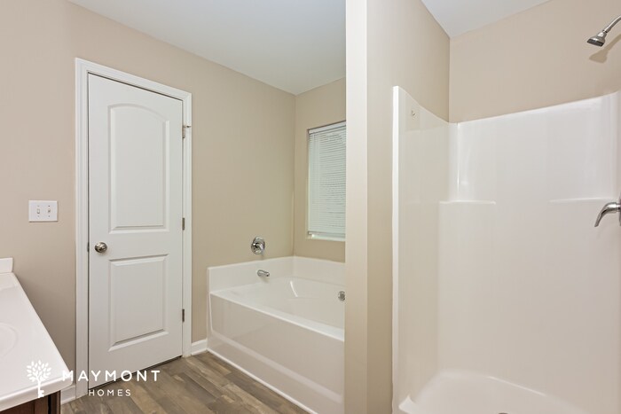 Building Photo - 4057 Liberty Ests Dr