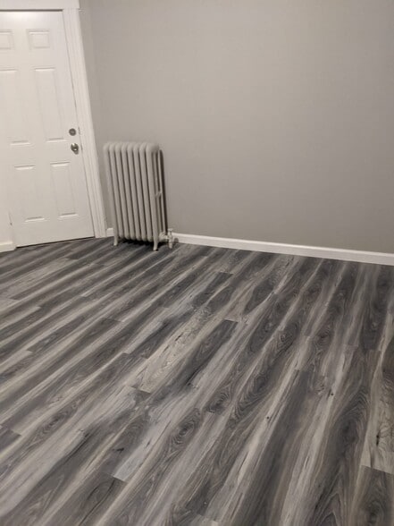 Building Photo - 60 Summit Ave