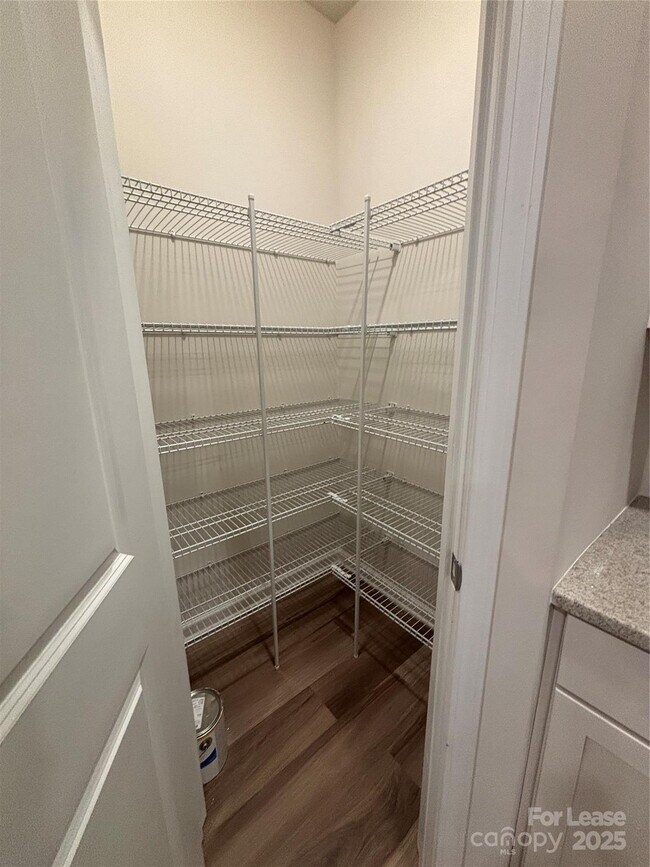 Building Photo - 414 Sagecroft Ln