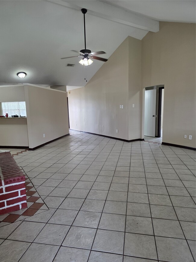 Building Photo - 19410 Westhaven Dr