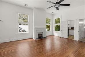 Building Photo - 1112 Dauphin St