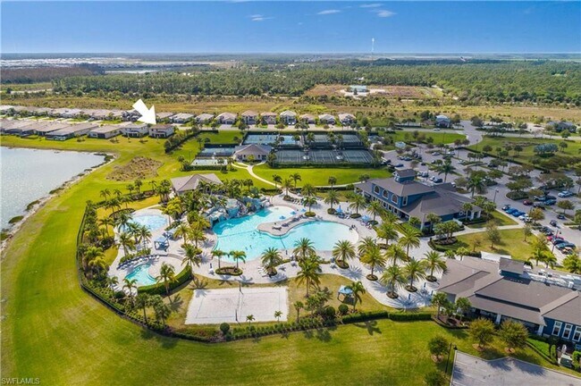Building Photo - 4 BR home Estero