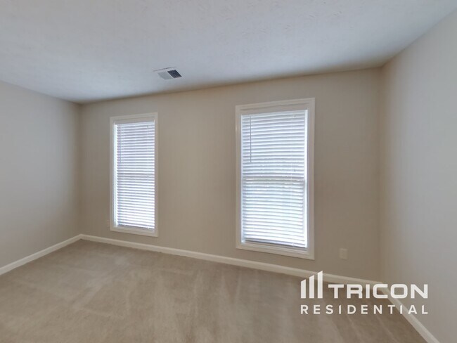 Building Photo - 5767 Union Pointe Dr