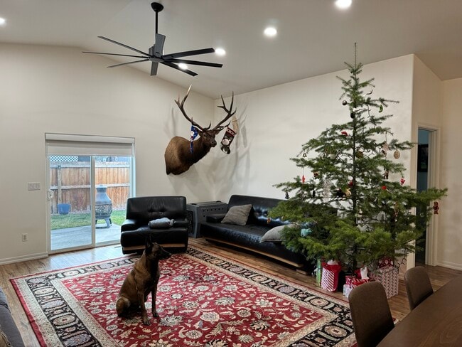 Building Photo - 3042 SW Indian Pl