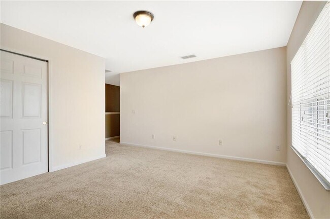 Building Photo - 10706 Cypress Trail Dr