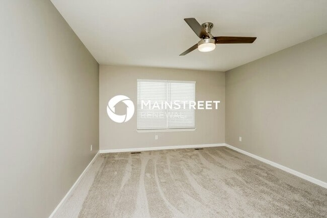 Building Photo - 3 Bedroom Pet-Friendly Home in Jeffersonvi...