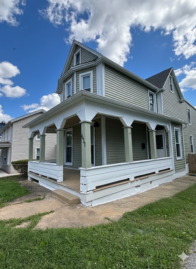 Building Photo - Renovated Single Family 2BR+2Bonus Rm/2.5BA Home in the Heart of Waverly