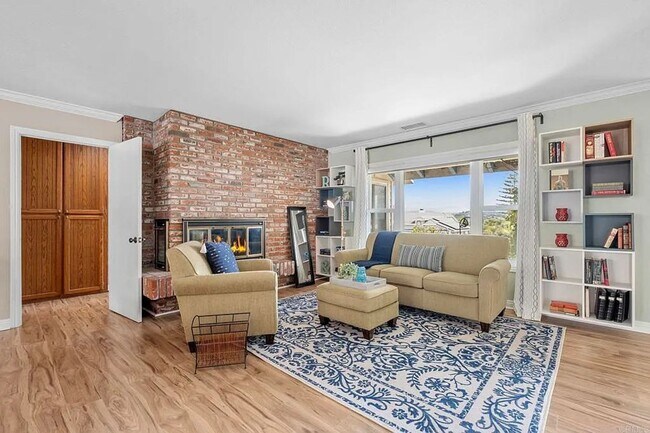 Building Photo - Luxury 3BR Home w/ Pool, Spa, Solar, RV Pa...