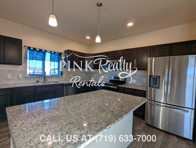 Building Photo - 1672 E Purcell Blvd